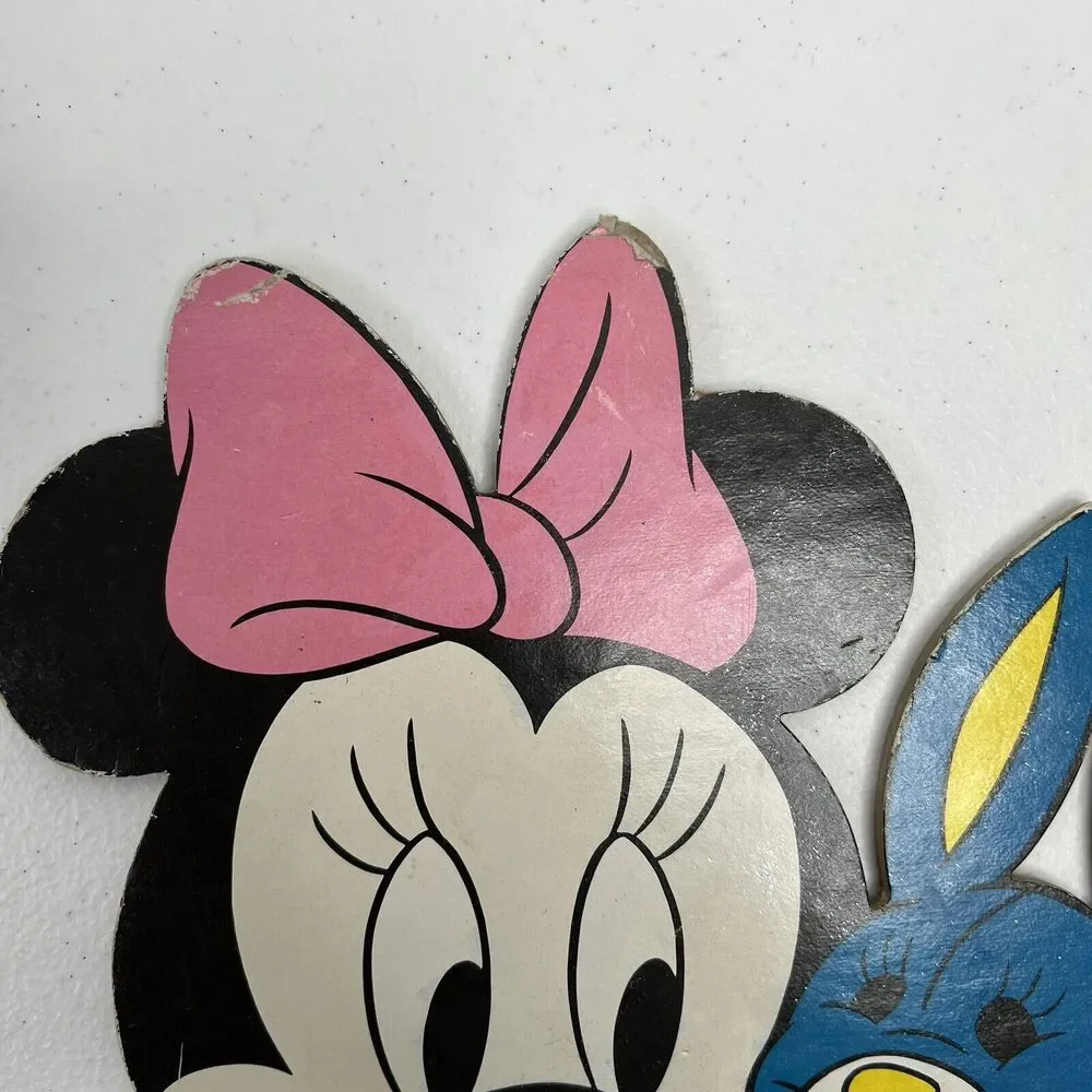 2 Vtg 90’s Disney Minnie Mouse Donald Duck Wall Decor Nursery‎ Cardboard Cutouts